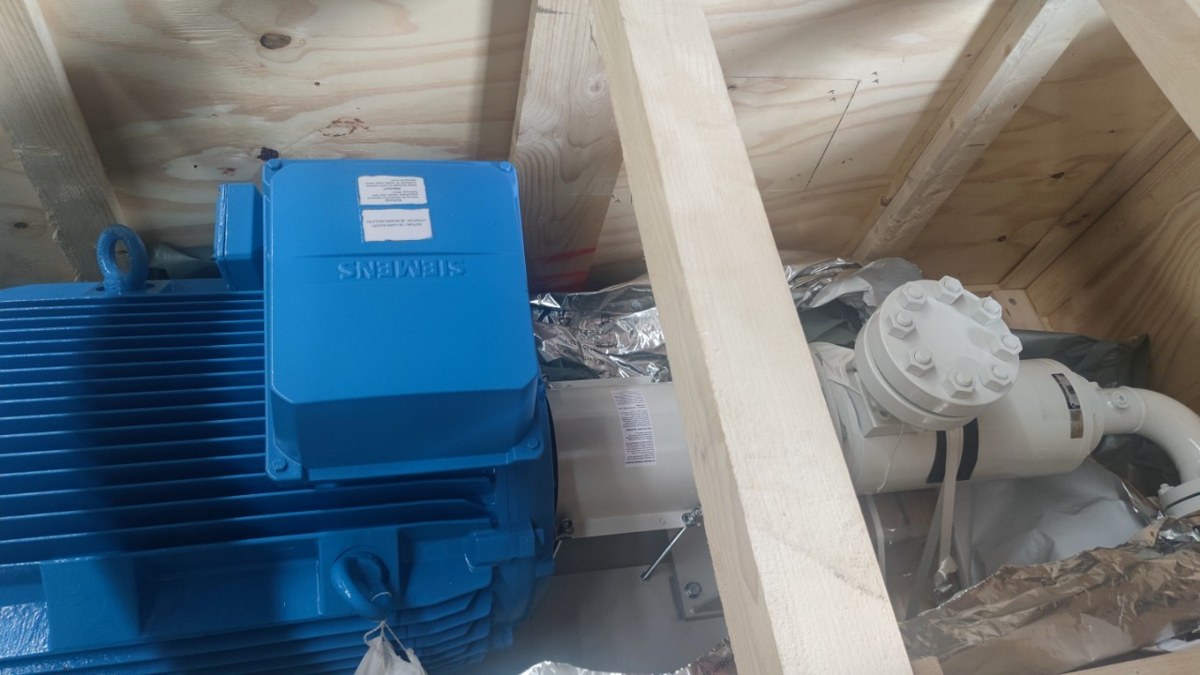 Động cơ Siemens và bơm